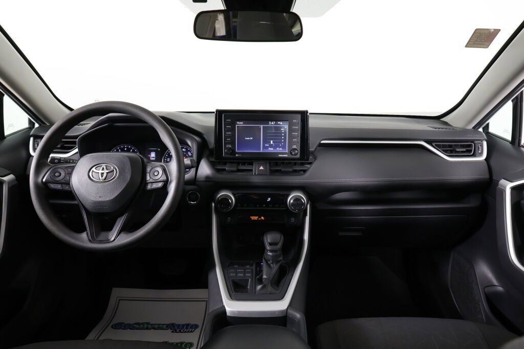 Used 2020 Toyota RAV4 XLE w/ All Weather Liner Package image 27
