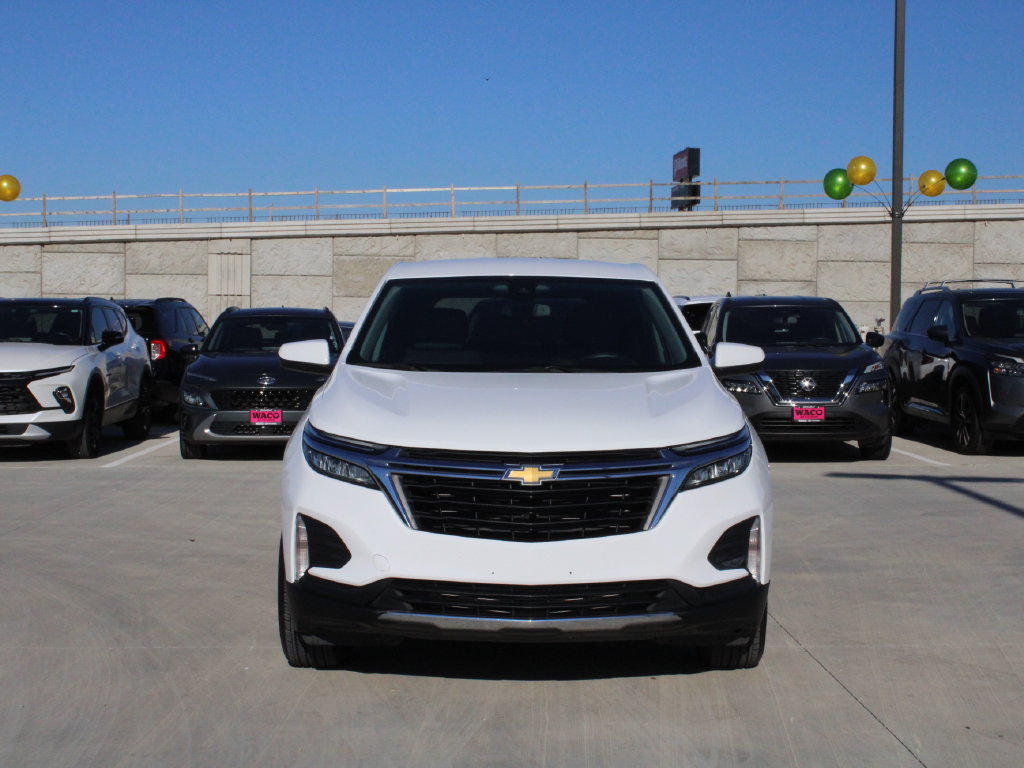 Used 2023 Chevrolet Equinox LT FWD image 2