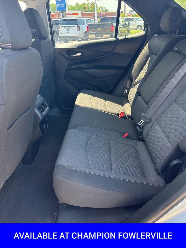 Used 2018 Chevrolet Equinox LT FWD image 18