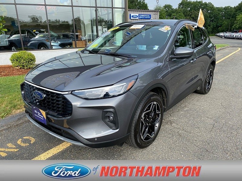 Certified 2025 Ford Escape Platinum w/ Premium Technology Package AWD/4WD video 1