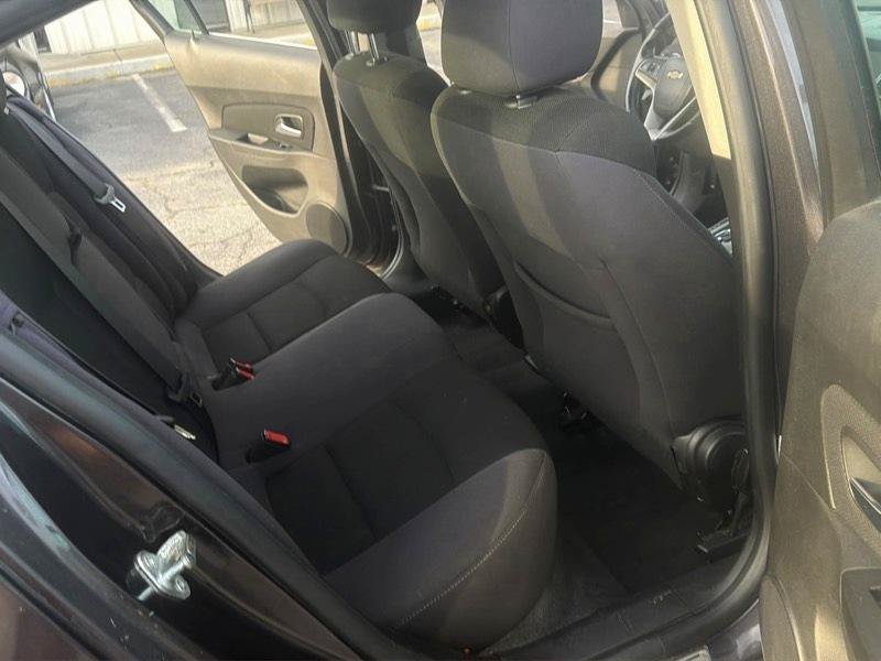 Used 2014 Chevrolet Cruze LT FWD image 18
