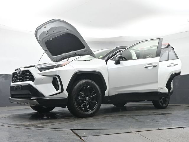Used 2023 Toyota RAV4 XSE AWD/4WD image 49