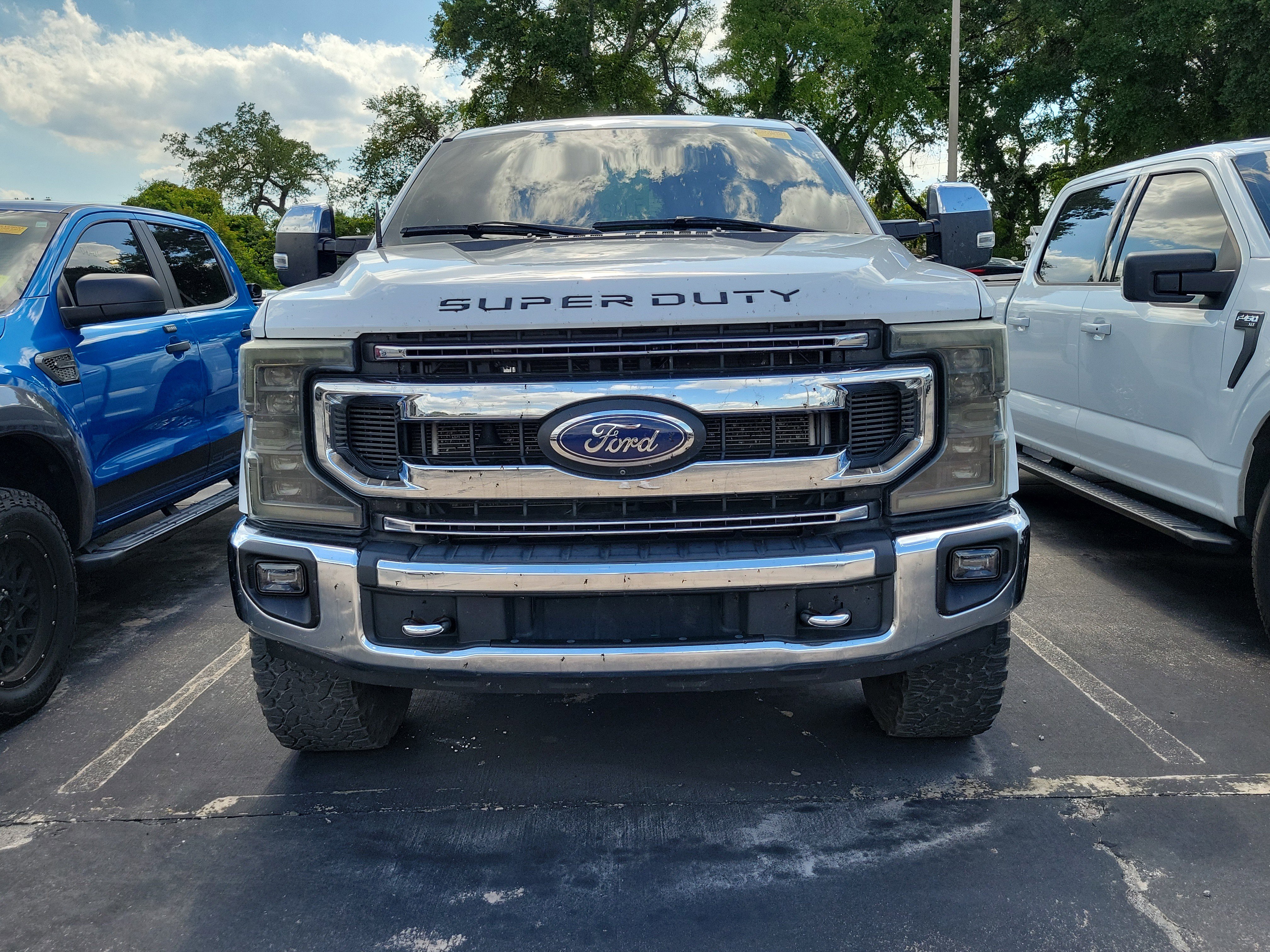 Used 2021 Ford F250 XLT w/ XLT Premium Package AWD/4WD image 2