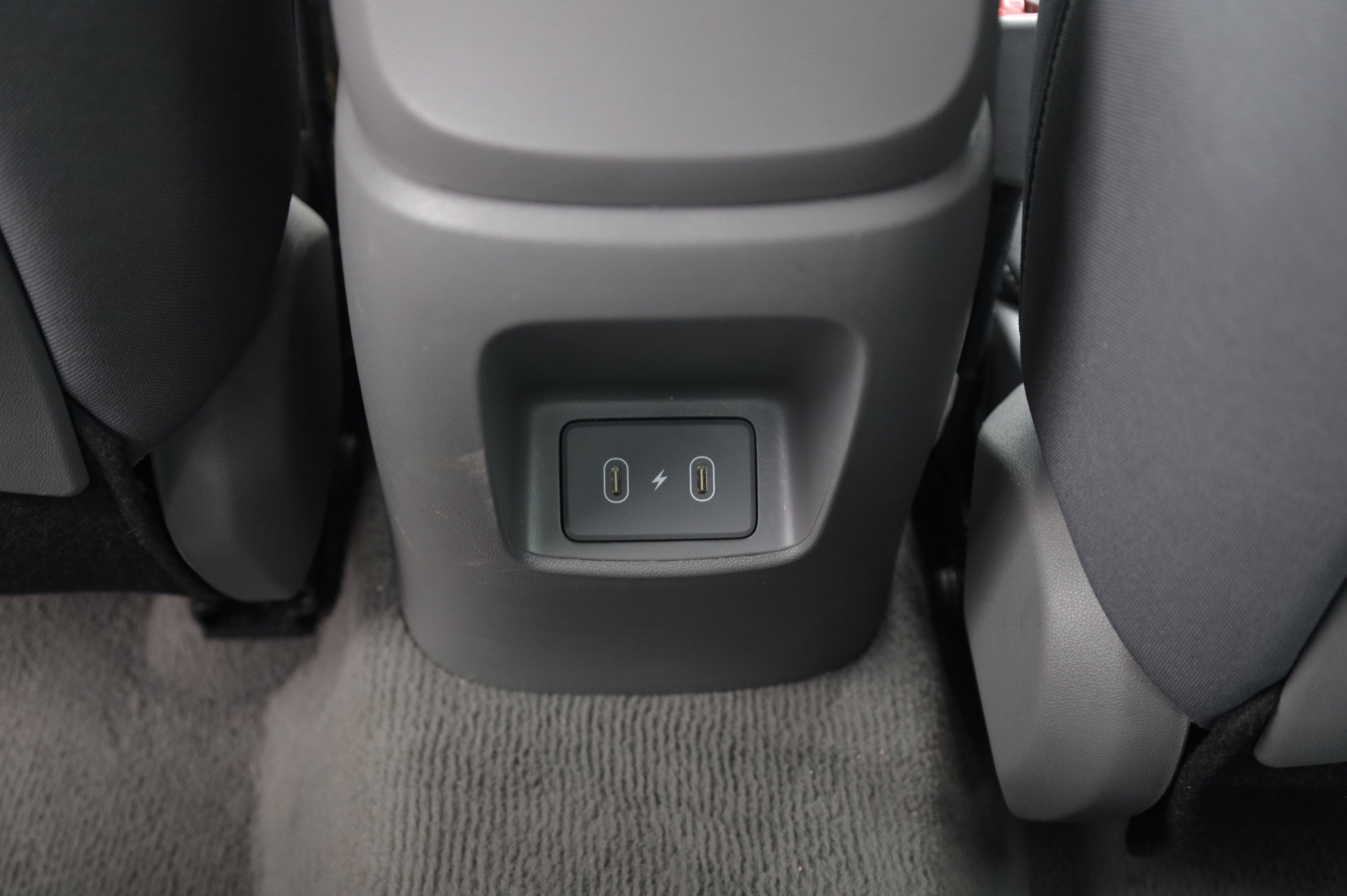 Used 2024 Hyundai Elantra SEL FWD image 25