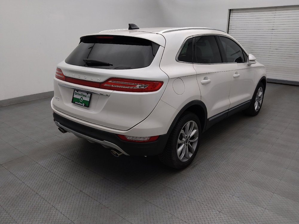 Used 2019 Lincoln MKC Select w/ Select Plus Package FWD image 9