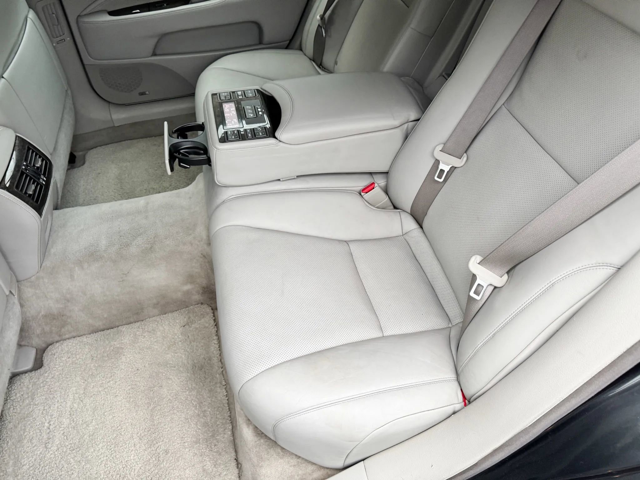 Used 2008 Lexus LS 600h L image 21