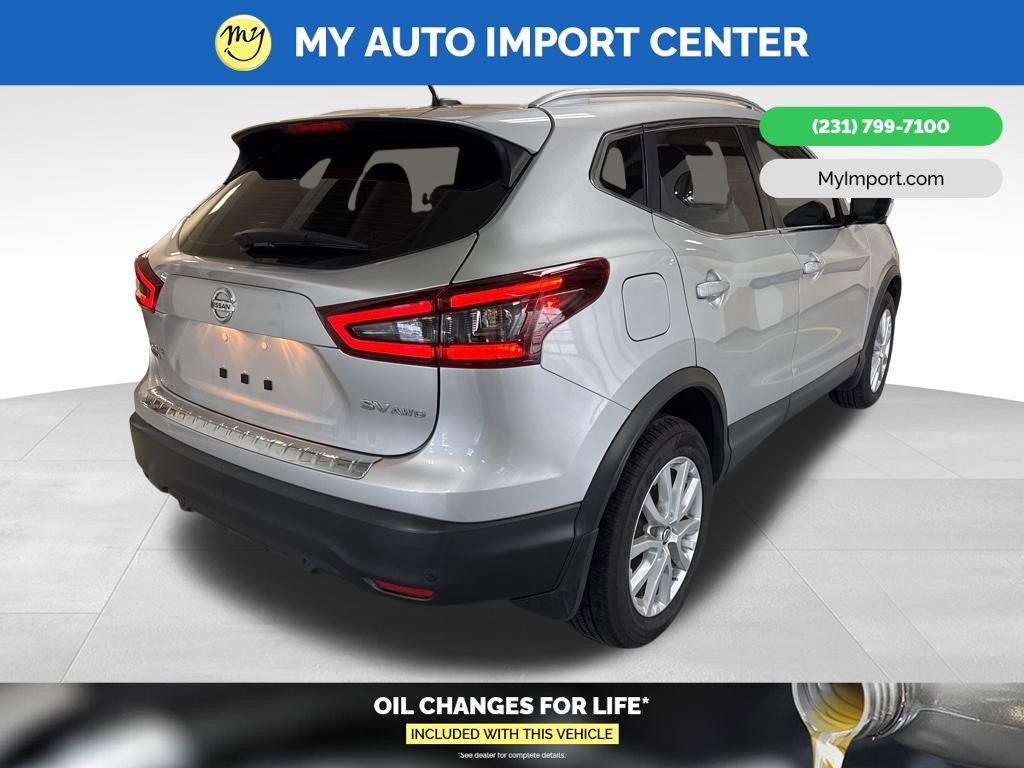Used 2022 Nissan Rogue Sport SV w/ Technology Package image 7