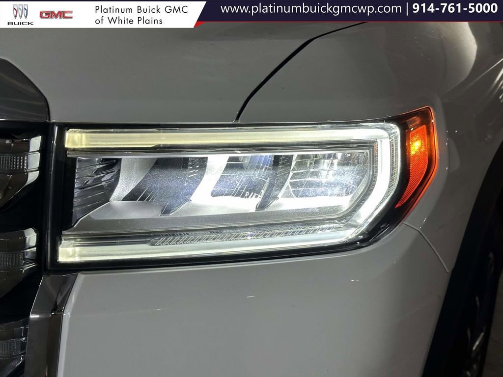 Used 2022 GMC Acadia SLT w/ Preferred Package image 16