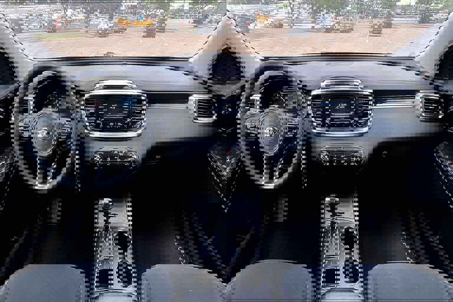 Used 2017 Kia Sorento LX FWD image 9