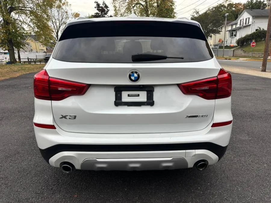 Used 2018 BMW X3 xDrive30i image 5