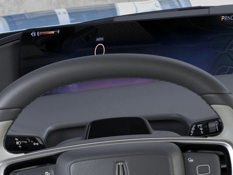New 2026 Lincoln Navigator L Reserve AWD/4WD image 13