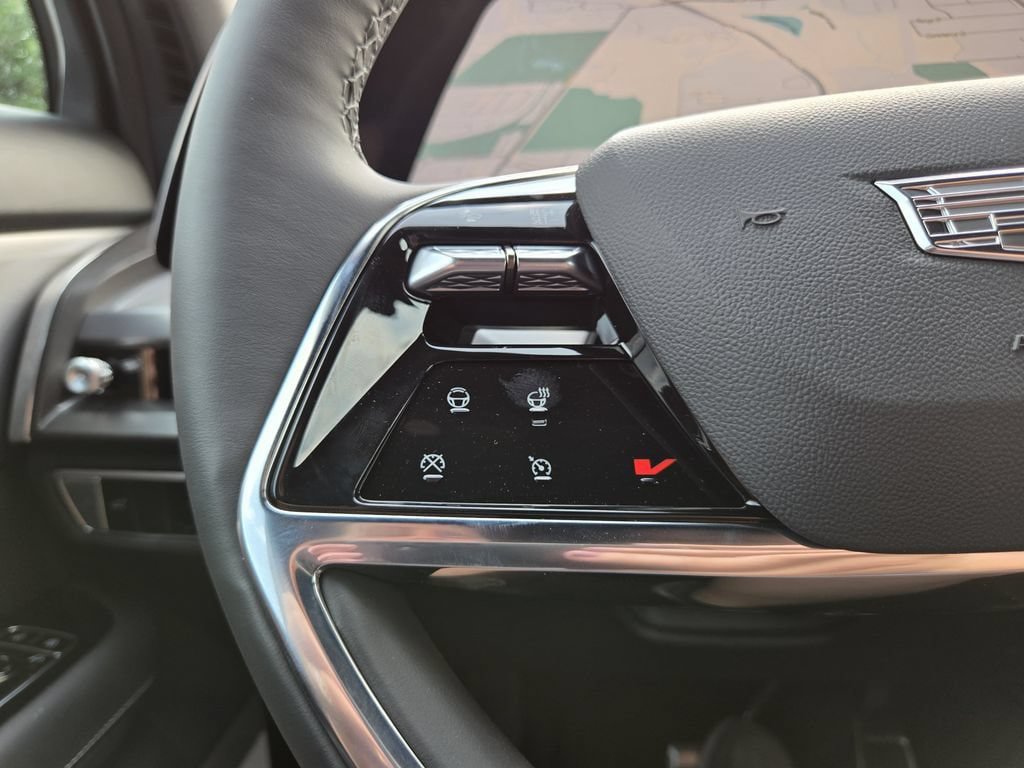 New 2027 Cadillac Vistiq Luxury AWD/4WD image 16