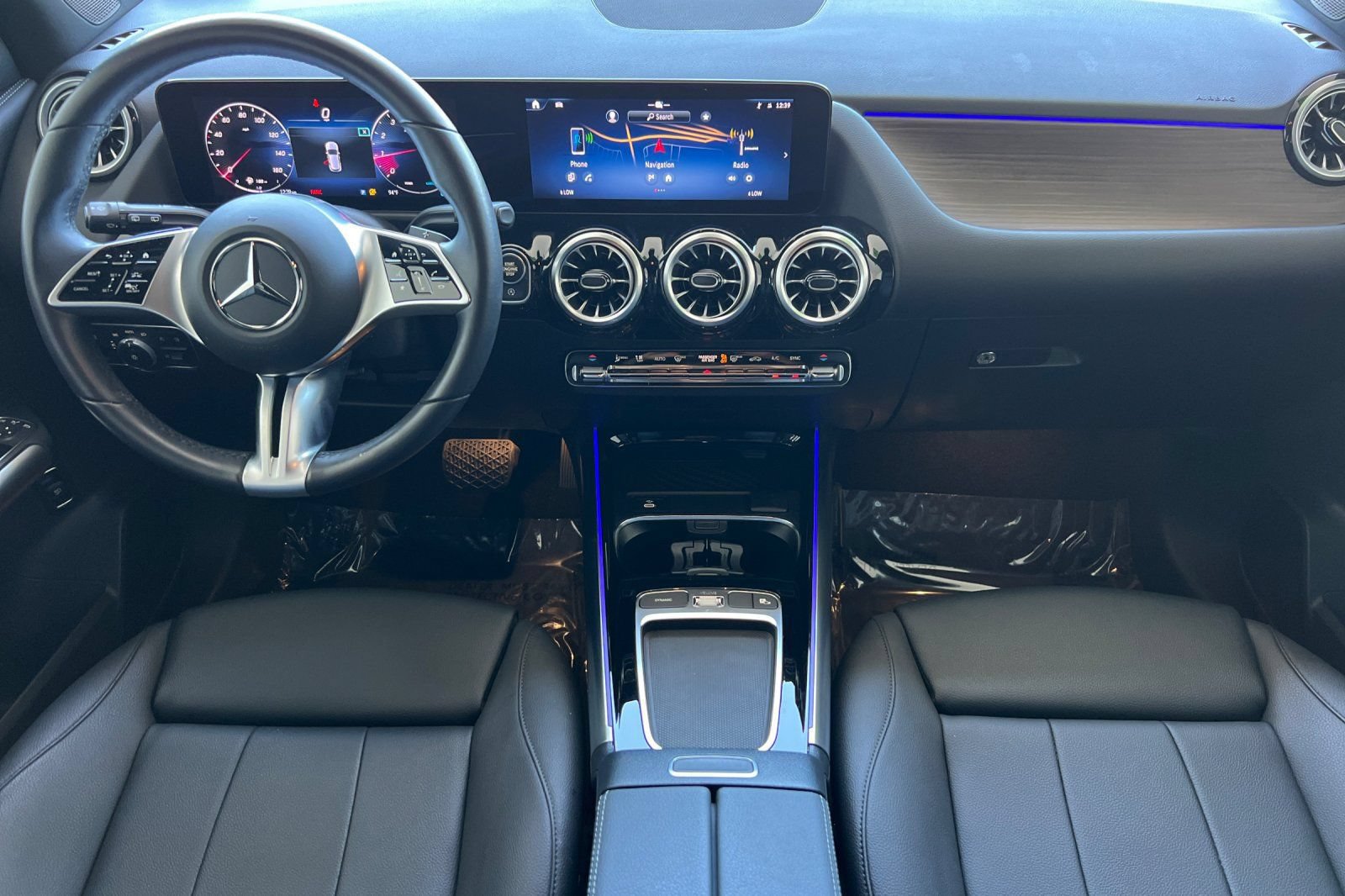 Certified 2025 Mercedes-Benz GLA 250 4MATIC image 3