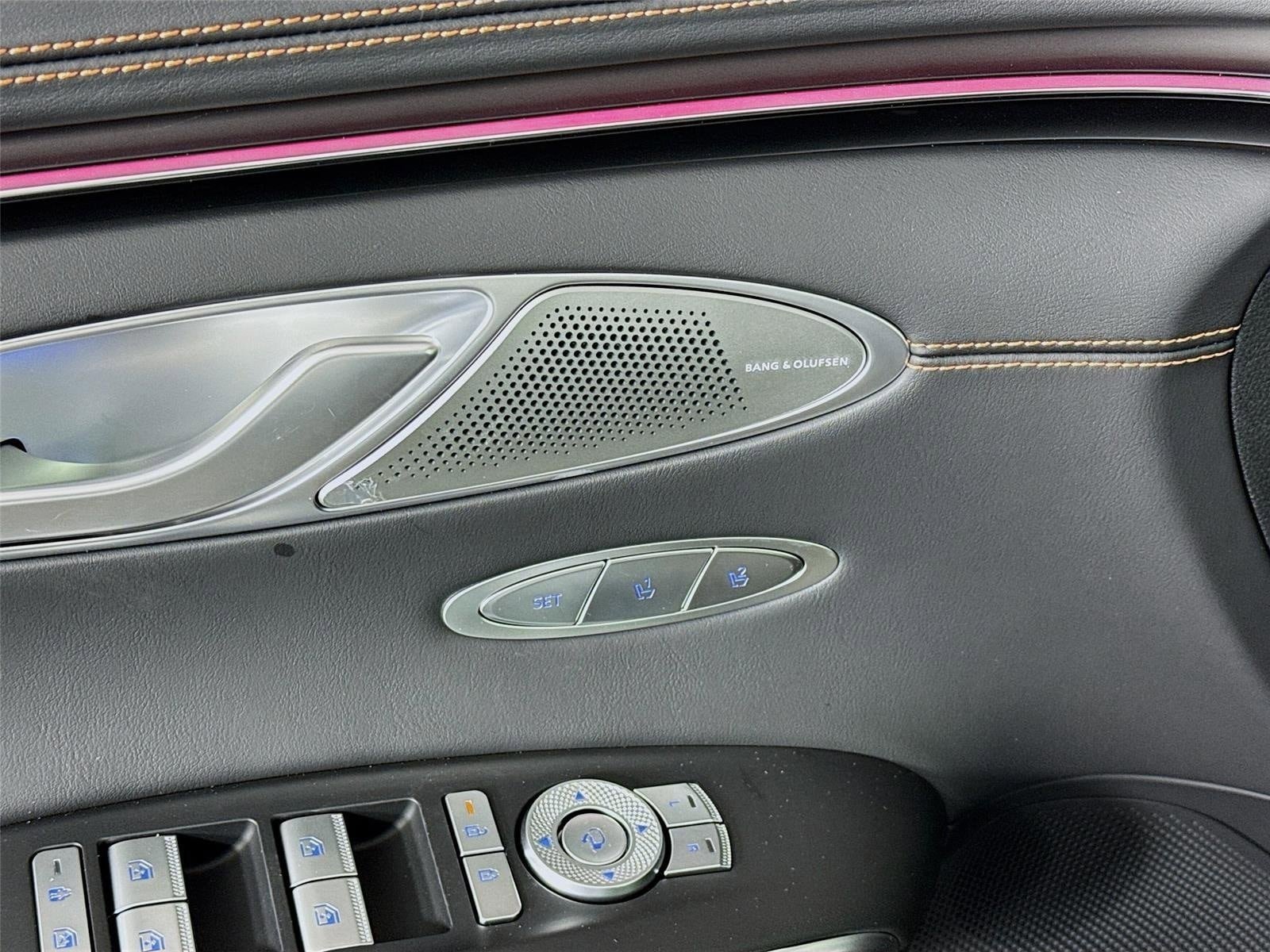 New 2026 Genesis GV70 2.5T Sport Prestige AWD/4WD image 21