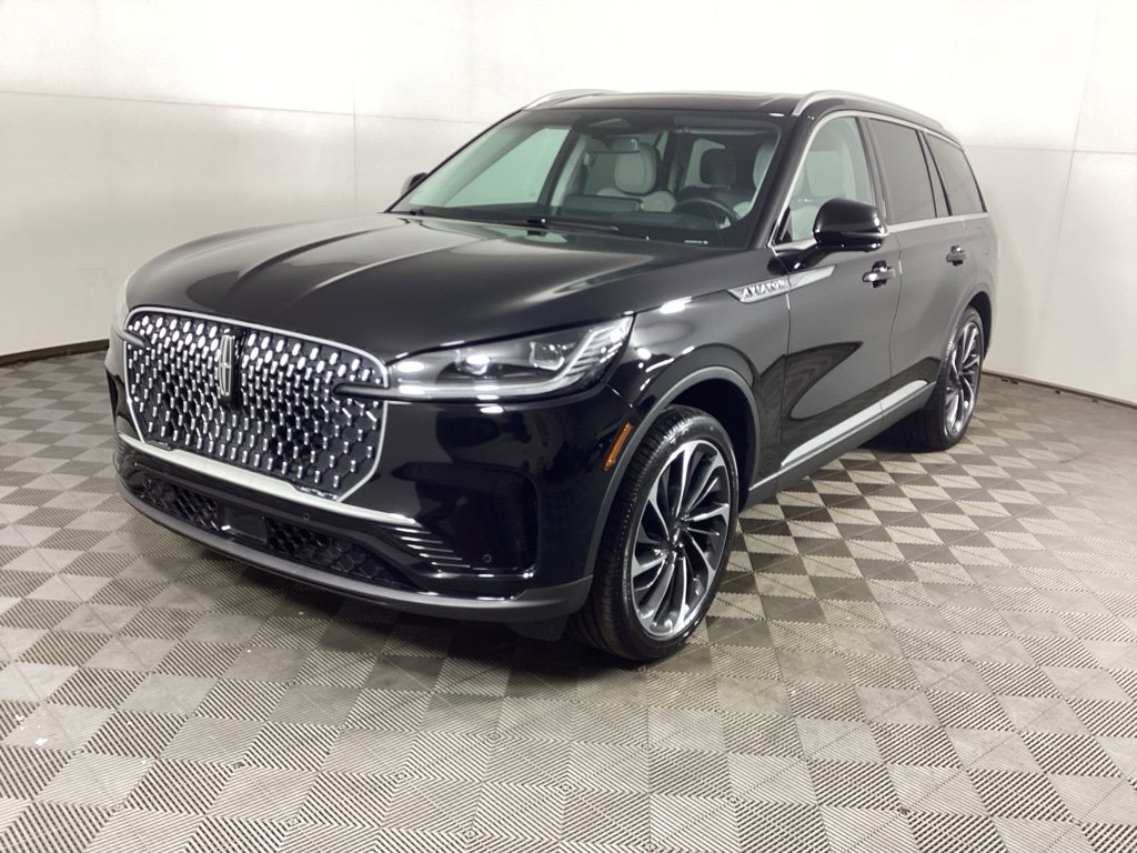 Used 2025 Lincoln Aviator Reserve w/ Equipment Group 201A image 5