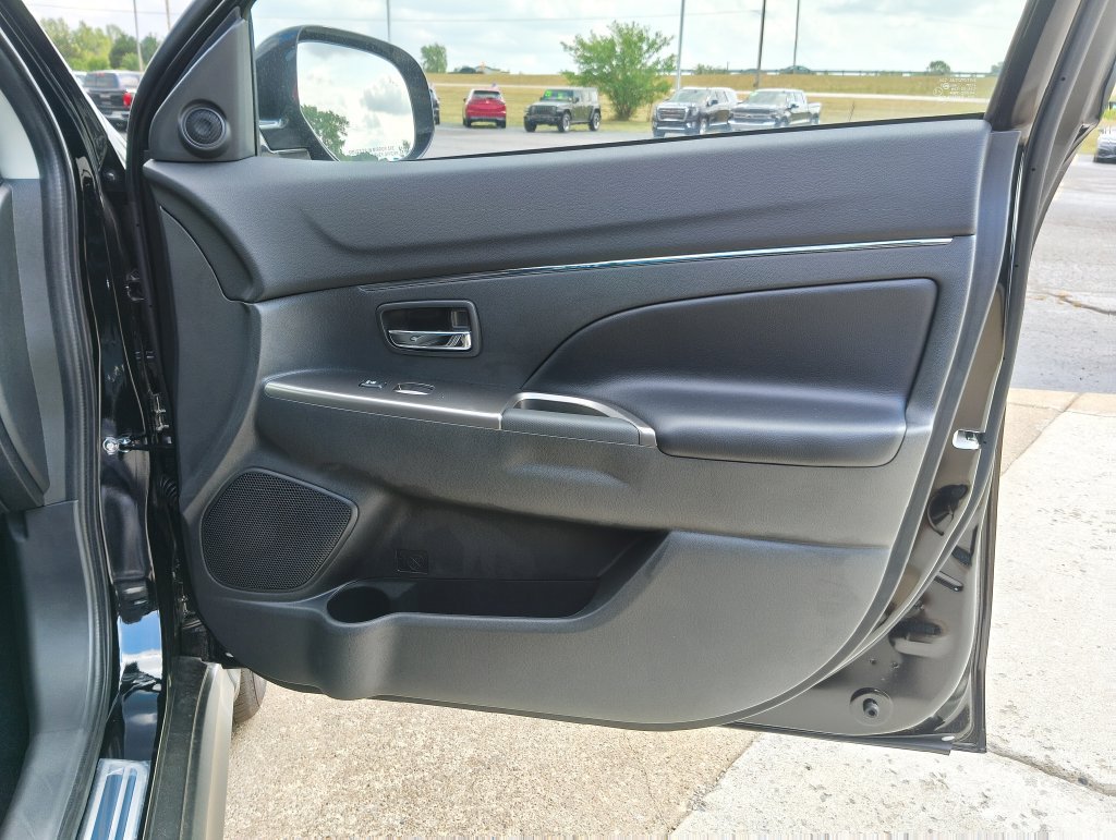New 2026 Mitsubishi Outlander Sport SE AWD/4WD image 28