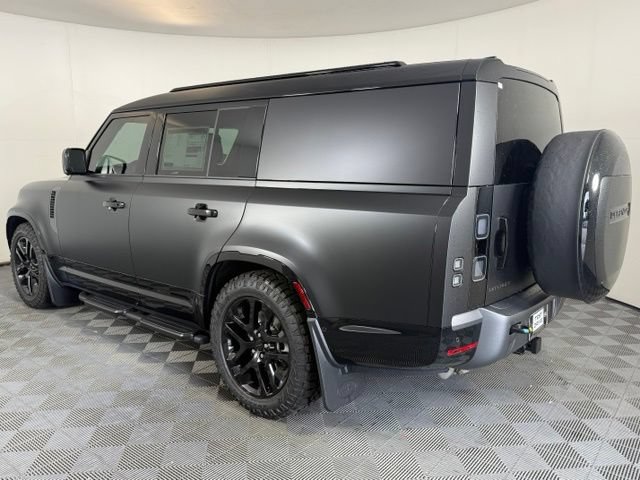 New 2026 Land Rover Defender 130 Outbound AWD/4WD image 4