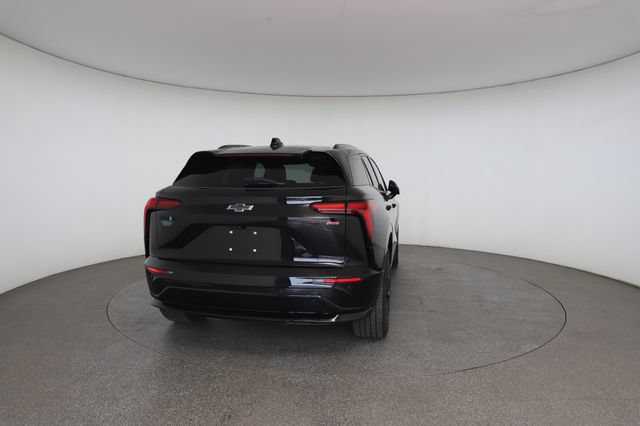 Used 2024 Chevrolet Equinox EV LT w/ LPO, Active Package FWD image 16