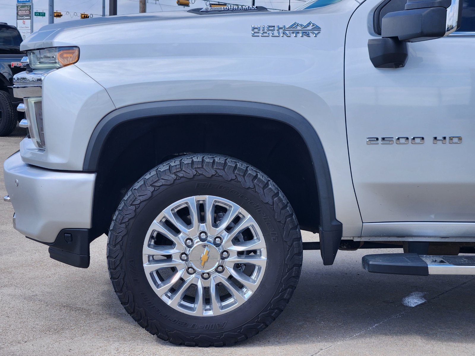 Used 2021 Chevrolet Silverado 2500 High Country w/ Z71 Off-Road Package AWD/4WD image 9