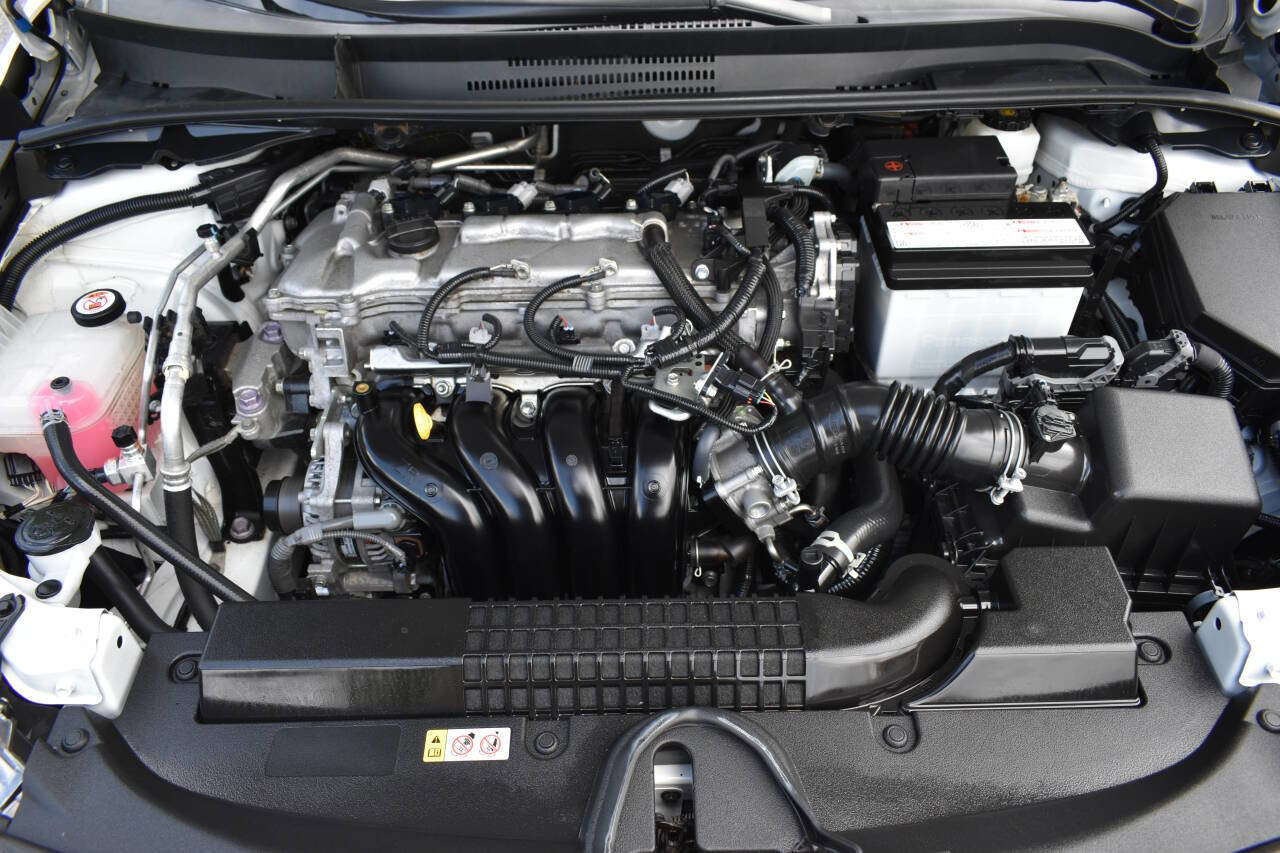 Used 2021 Toyota Corolla LE image 42