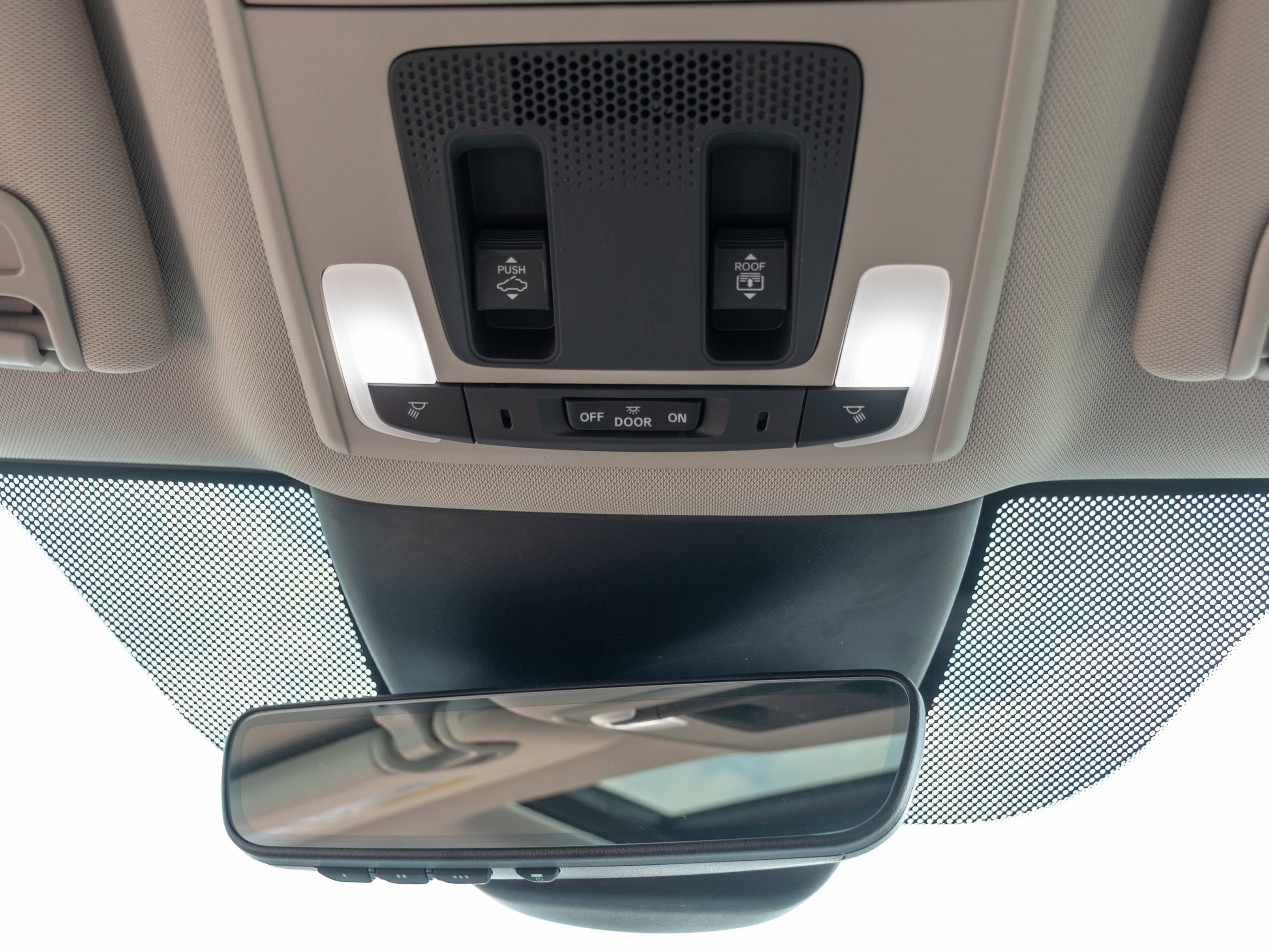 Used 2025 Honda Pilot Touring image 16