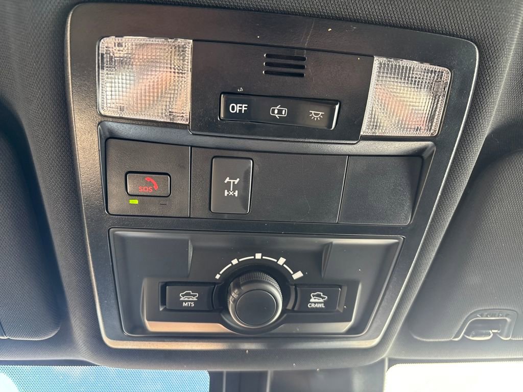 Used 2022 Toyota Tacoma TRD Off-Road image 15