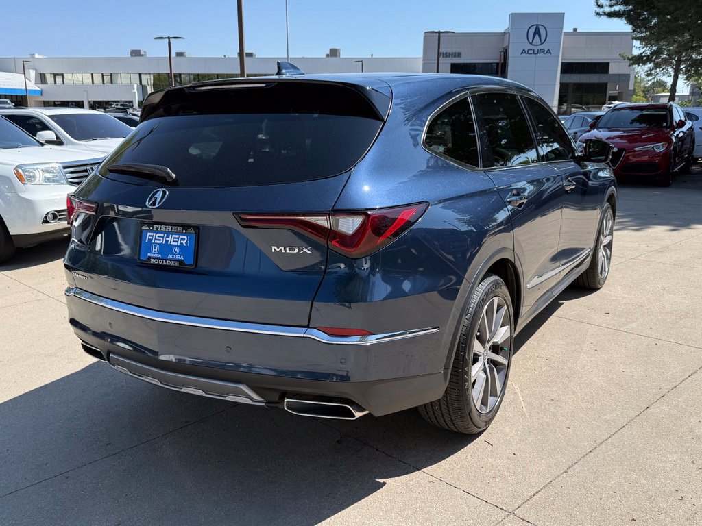 Used 2025 Acura MDX w/ Technology Package AWD/4WD image 4