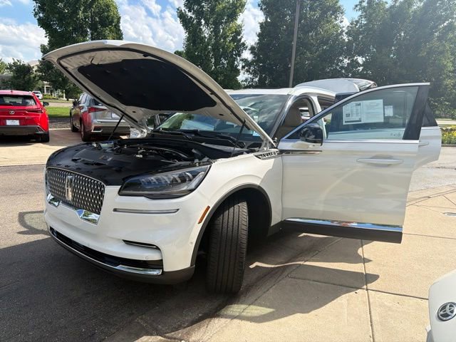 Used 2024 Lincoln Aviator Reserve w/ Equipment Group 201A AWD/4WD image 10
