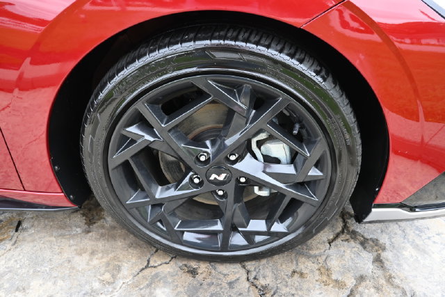 Used 2025 Hyundai Elantra N Line FWD image 11