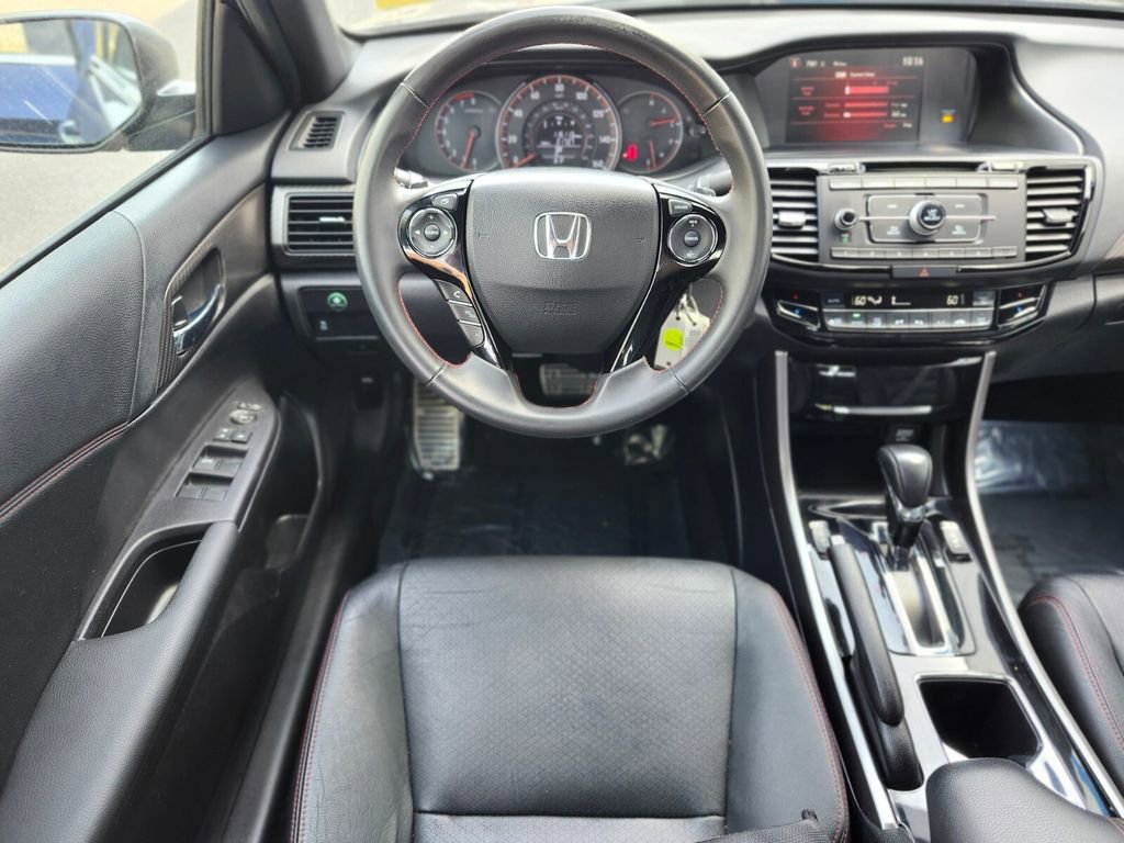 Used 2017 Honda Accord Sport Special Edition image 11