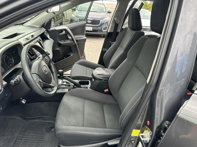 Used 2017 Toyota RAV4 XLE w/ Plus Extra Value Package AWD/4WD image 20