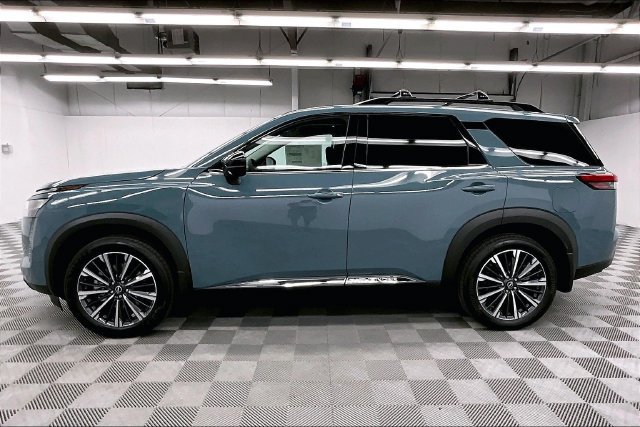 New 2026 Nissan Pathfinder Platinum w/ Lighting Package AWD/4WD image 19