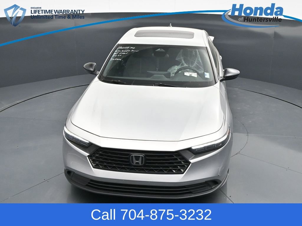 Used 2024 Honda Accord Sport image 15