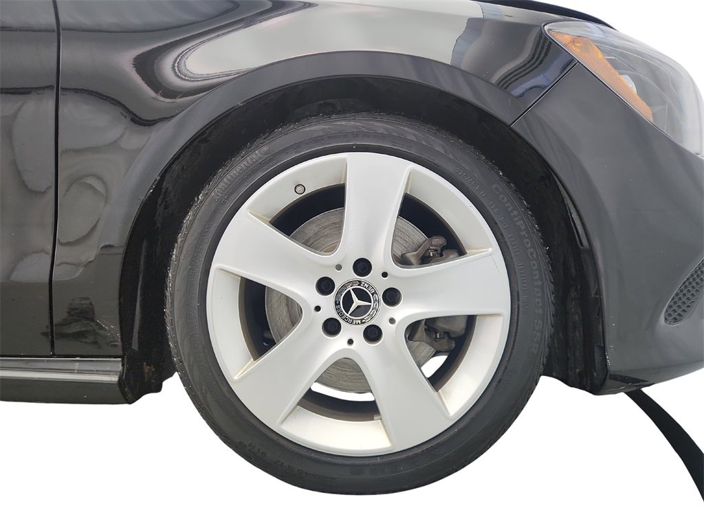 Used 2018 Mercedes-Benz CLA 250 4MATIC image 39