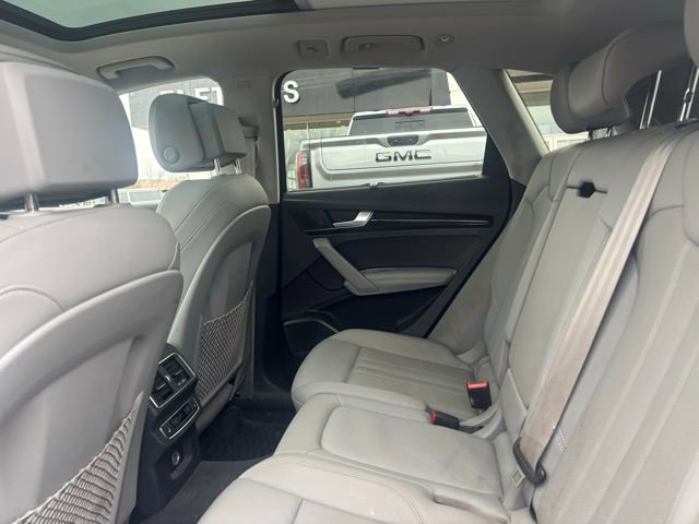 Used 2018 Audi Q5 Prestige w/ Prestige Package image 10