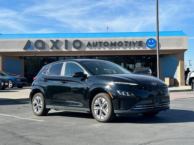 Used 2022 Hyundai Kona Limited w/ Cargo Package FWD image 1