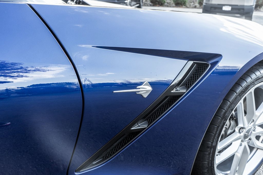 Used 2018 Chevrolet Corvette Stingray Coupe w/ Battery Protection Package image 4