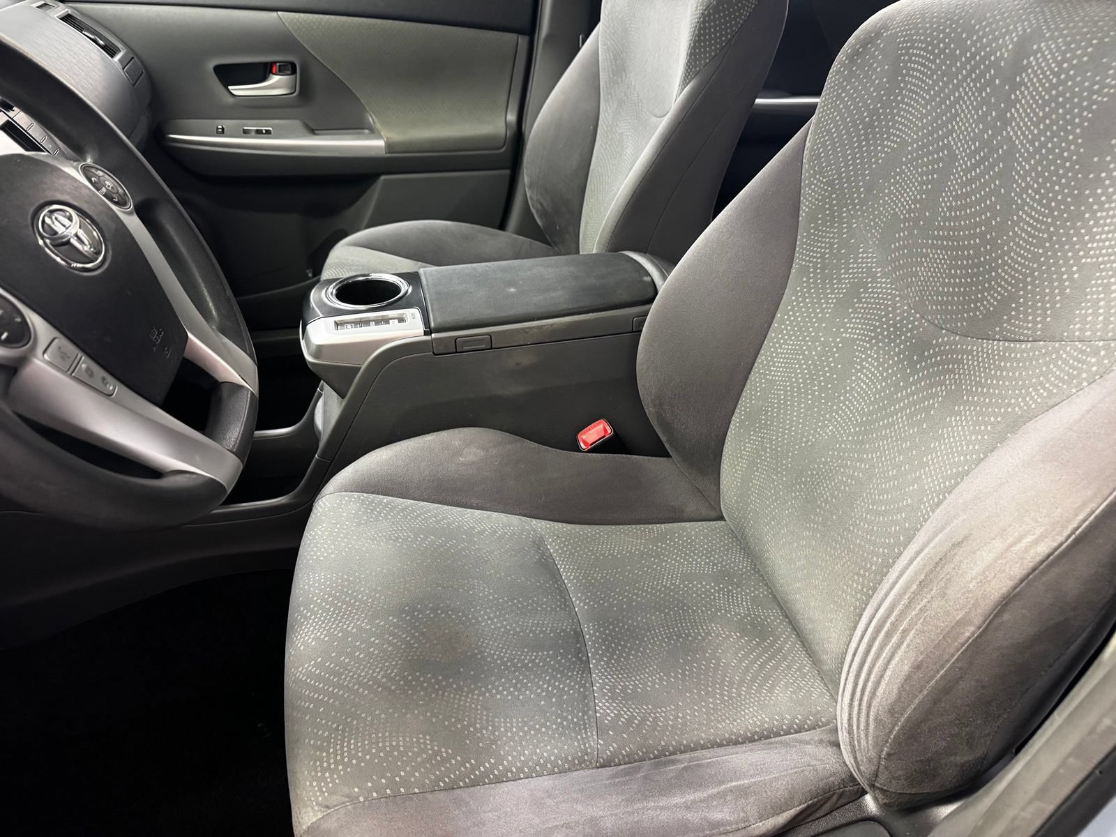 Used 2012 Toyota Prius V Three FWD image 11