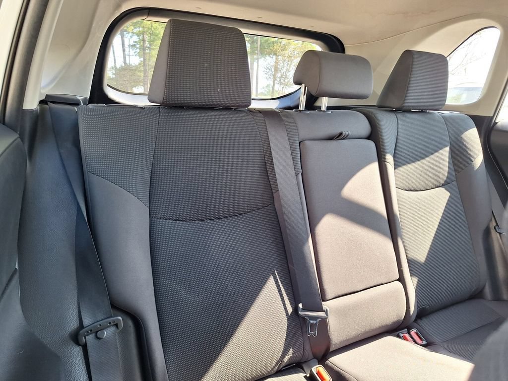 Used 2021 Toyota RAV4 LE FWD image 26