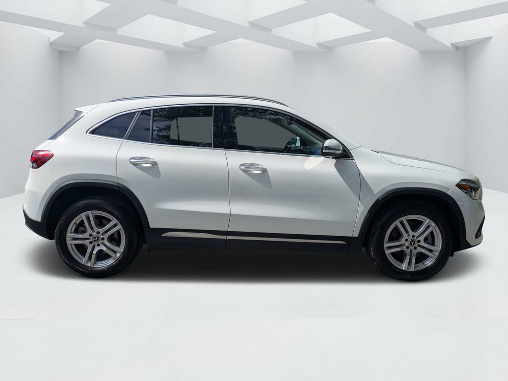 Used 2021 Mercedes-Benz GLA 250 4MATIC video 2