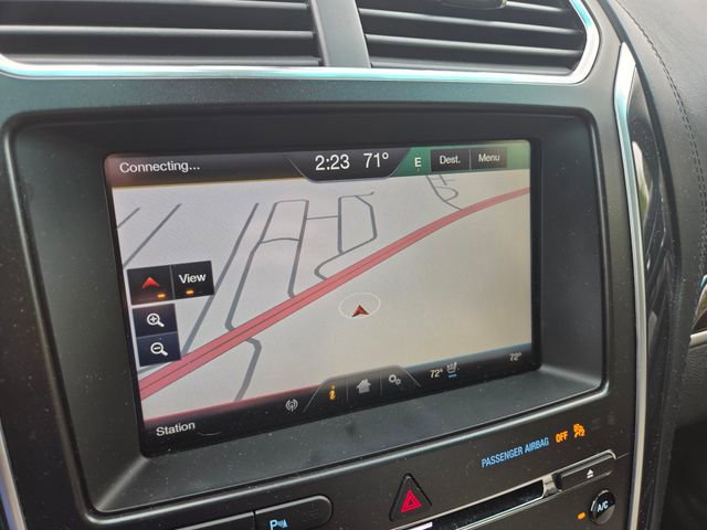 Used 2016 Ford Explorer Platinum AWD/4WD image 14