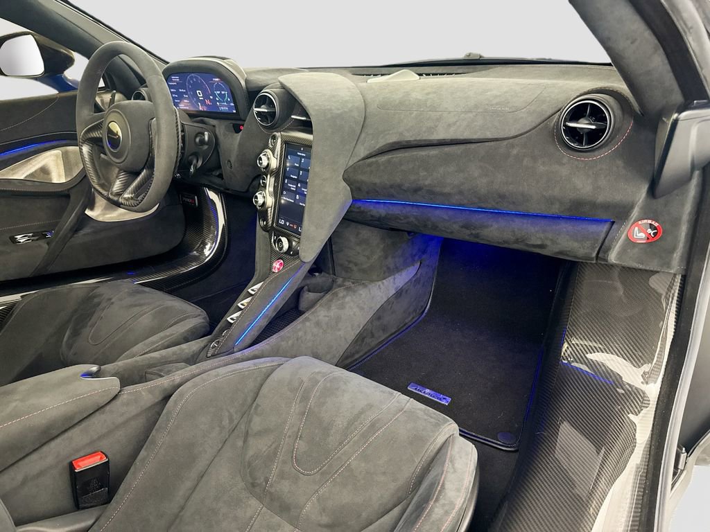 Used 2018 McLaren 720S image 31