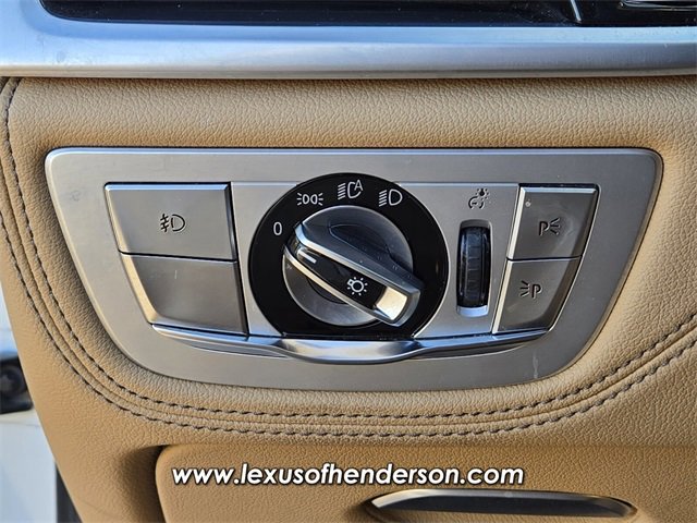Used 2019 BMW 750i w/ Executive Package image 22