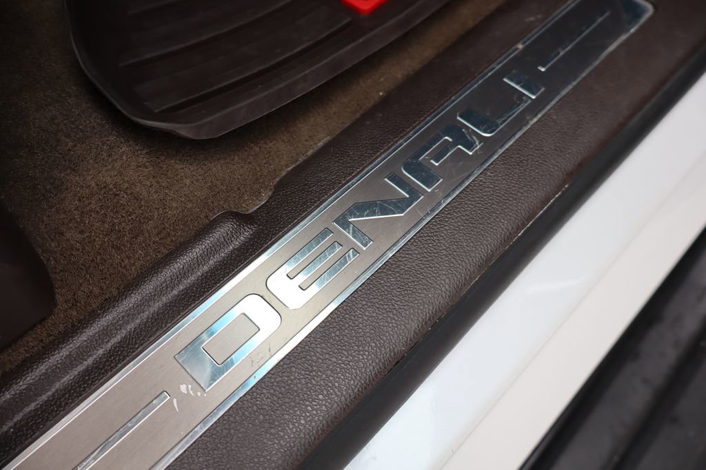 Used 2017 GMC Yukon XL Denali w/ Open Road Package image 55