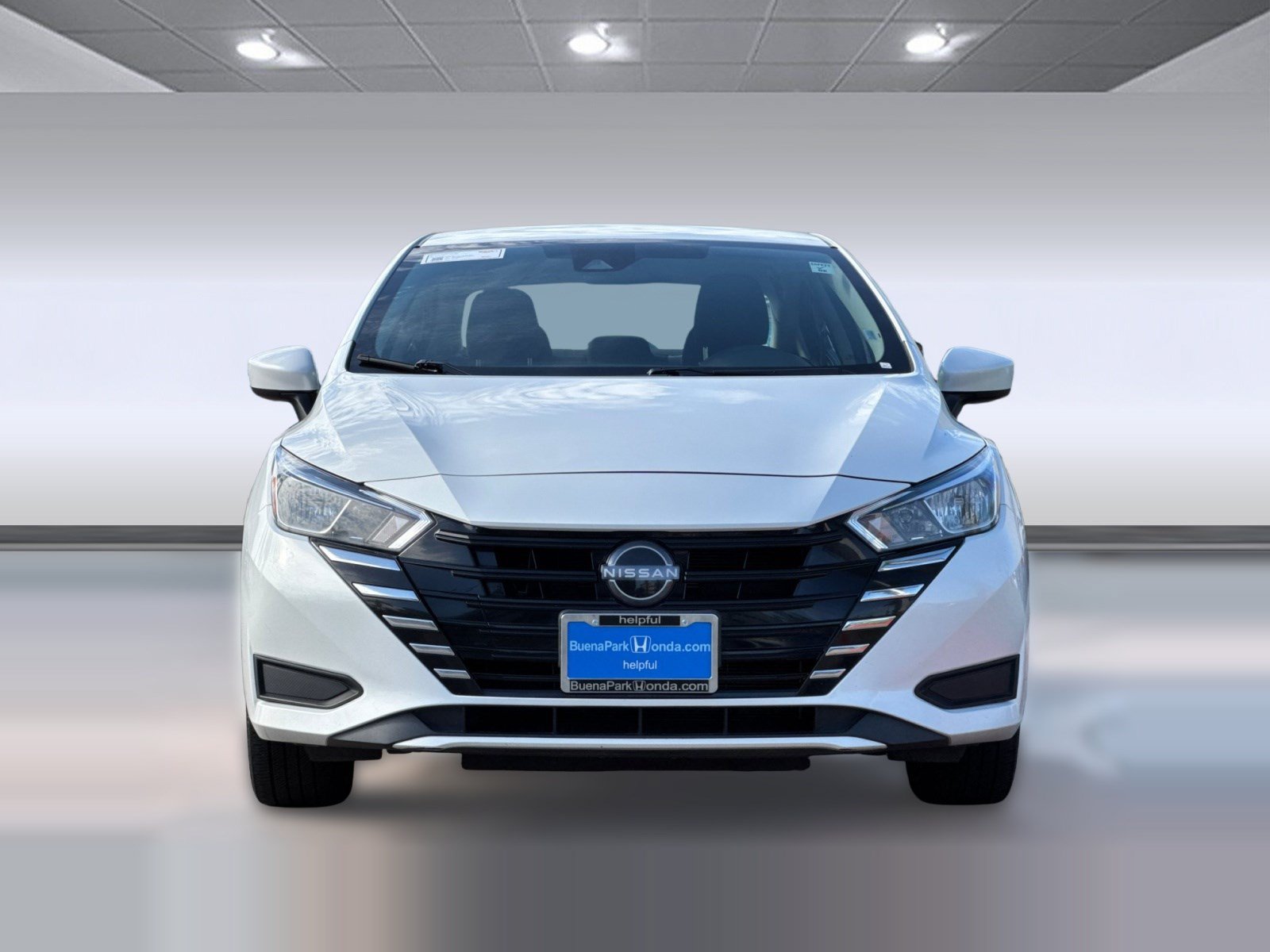 Used 2024 Nissan Versa SV FWD image 6