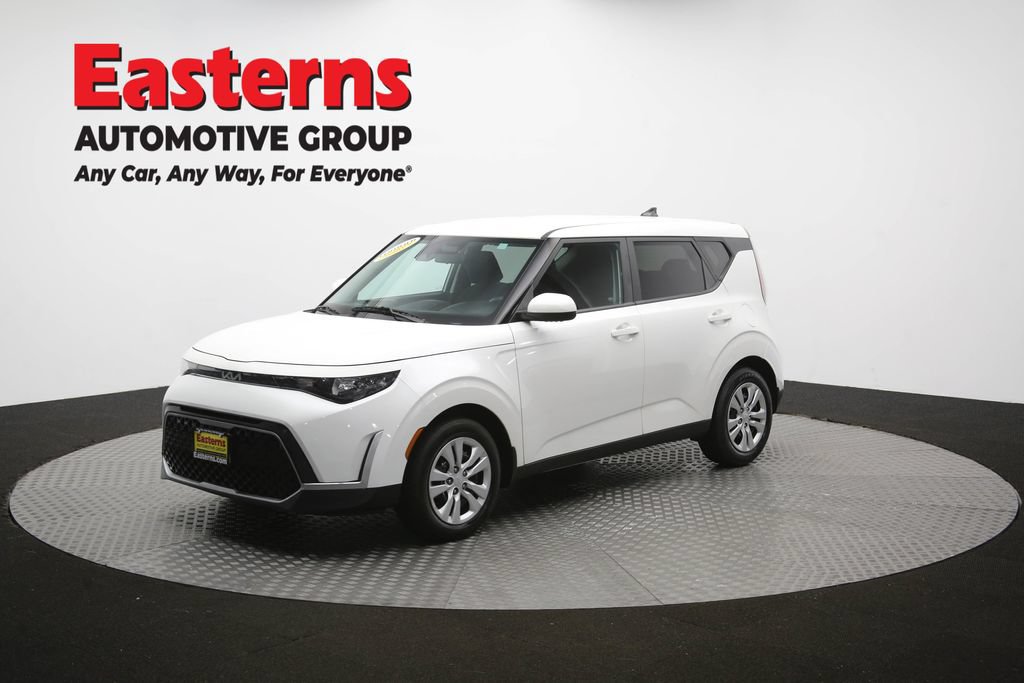 Used 2023 Kia Soul LX FWD image 54