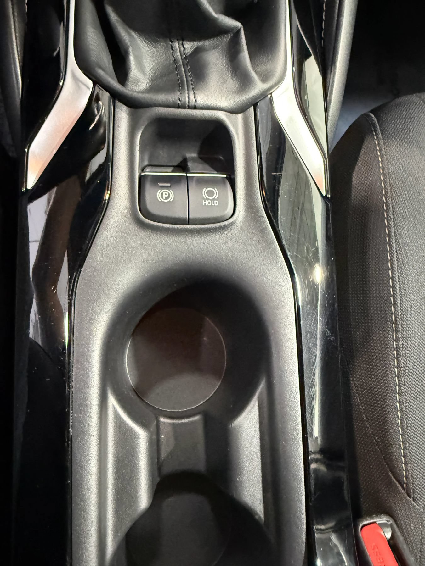 Used 2021 Toyota Corolla SE FWD image 33