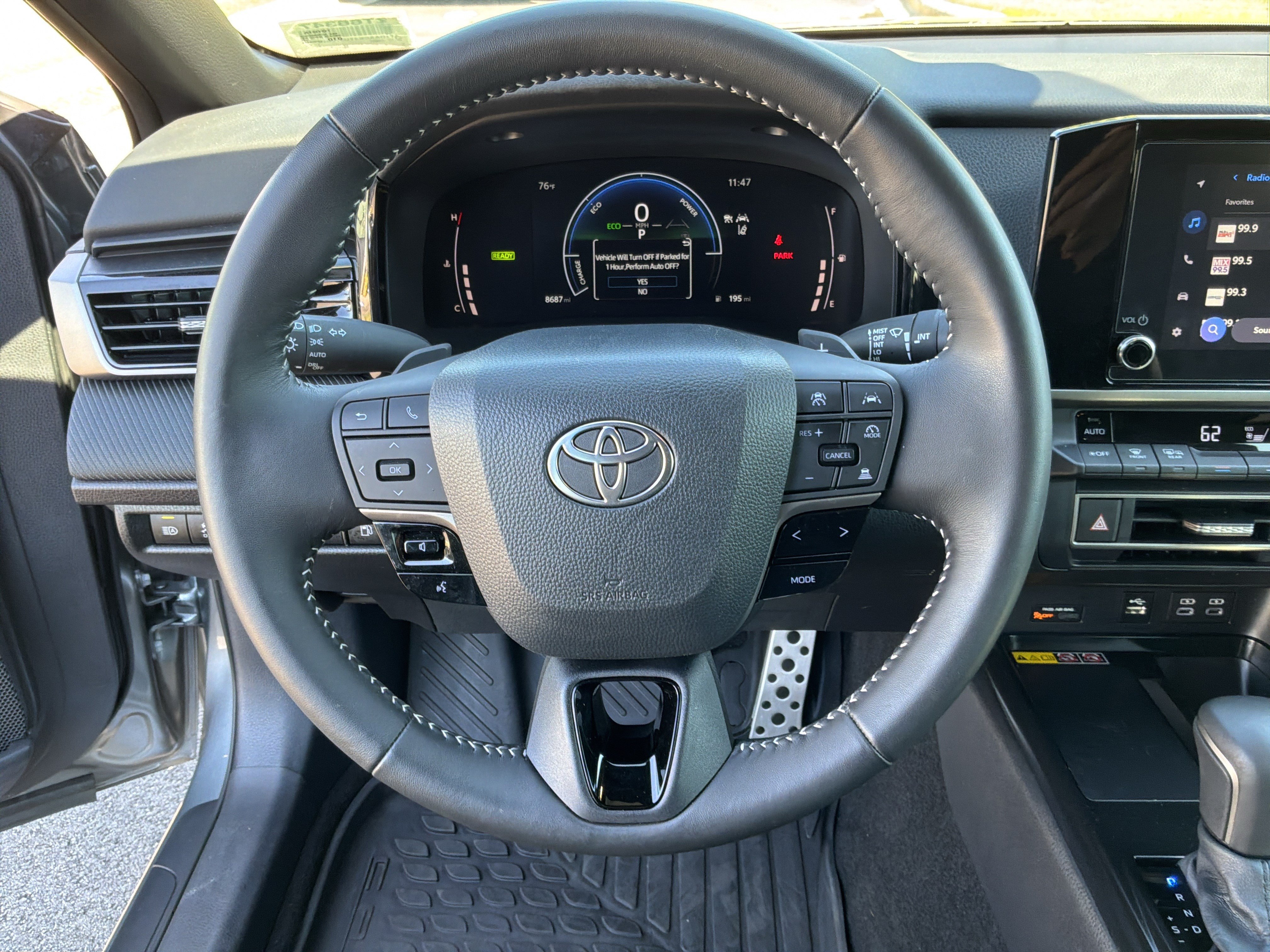 Used 2026 Toyota Camry SE FWD image 18