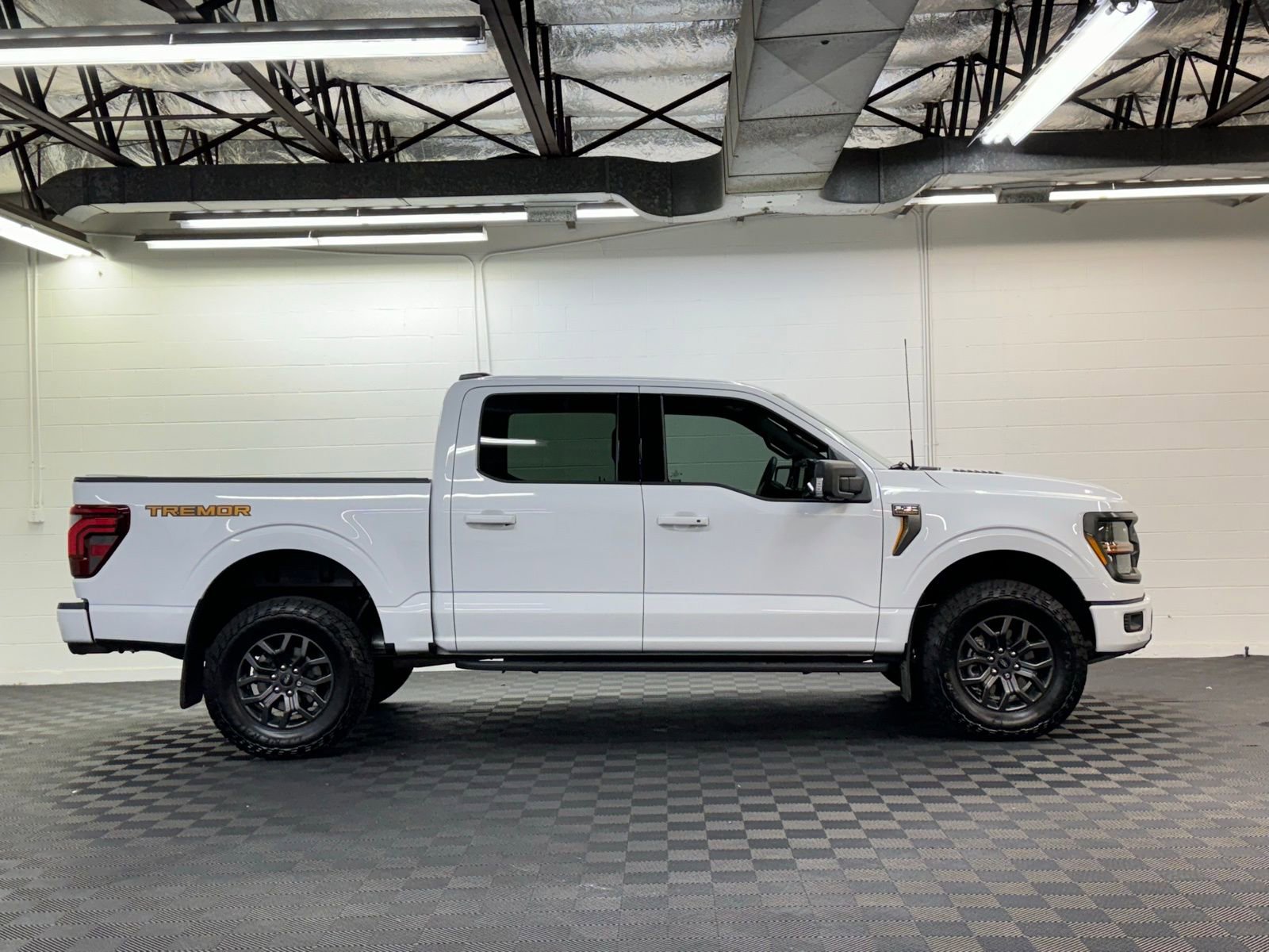 Used 2024 Ford F150 Tremor w/ Bed Utility Package image 4