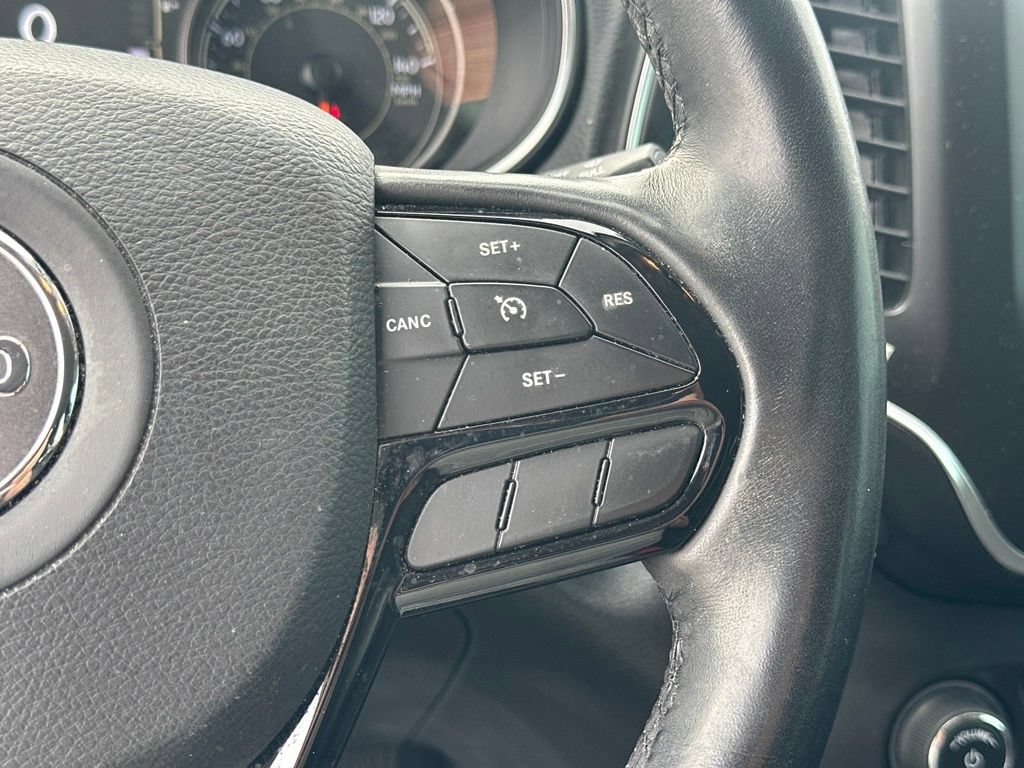Used 2019 Jeep Cherokee Latitude Plus AWD/4WD image 20